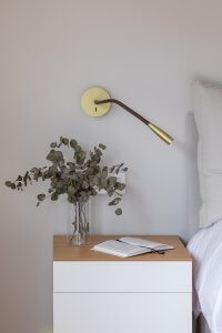 detalle mobiliario moderno dormitorio reforma interiores nuevo diseño deba