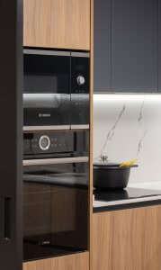 torre electrodomésticos cocina reforma interiores nuevo diseño deba