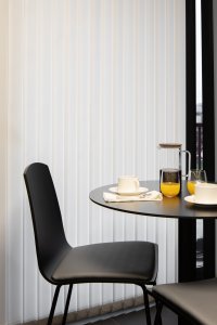 mesa de desayuno reforma interiores nuevo diseño deba