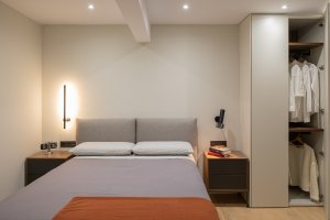 dormitorio moderno funcional reforma interiores nuevo diseño deba